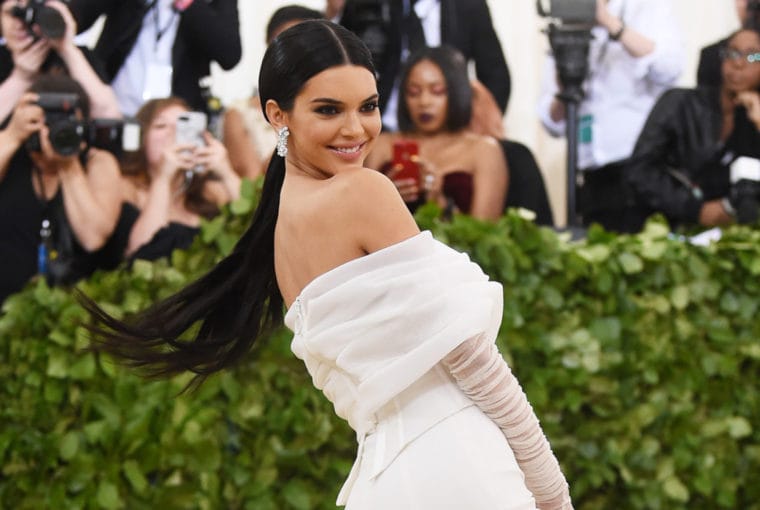 kendall jenner en la met gala