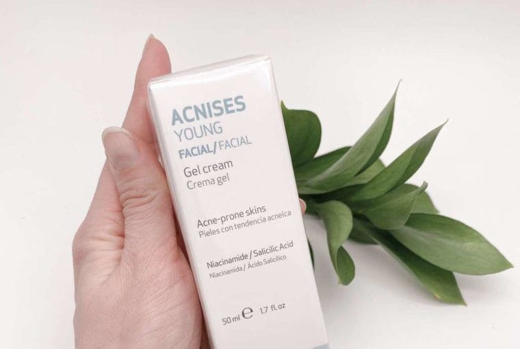 cremas hidratantes para piel grasa