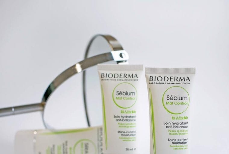 cremas hidratantes para piel grasa