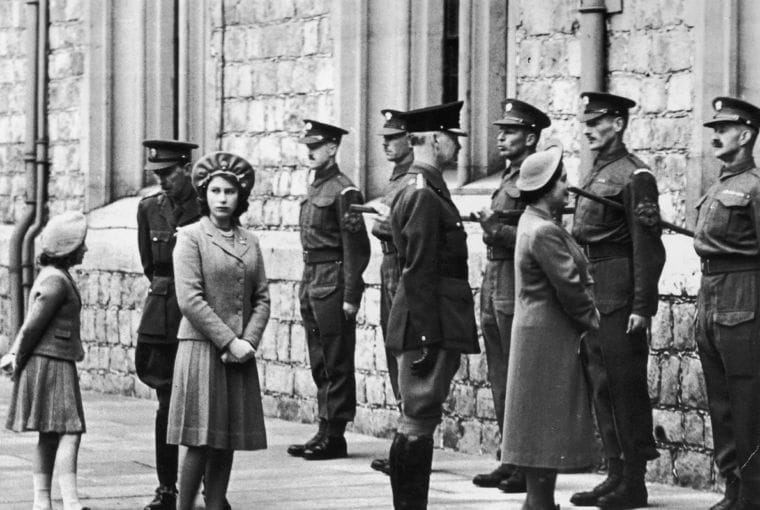 muere la reina isabel