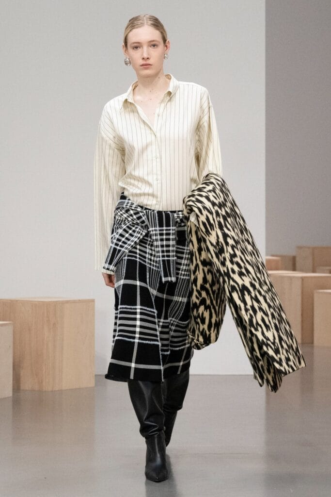 Piezas de ropa de Brandon Maxwell para New York Fashon Week 2025 estampados y ropa en tendencia 